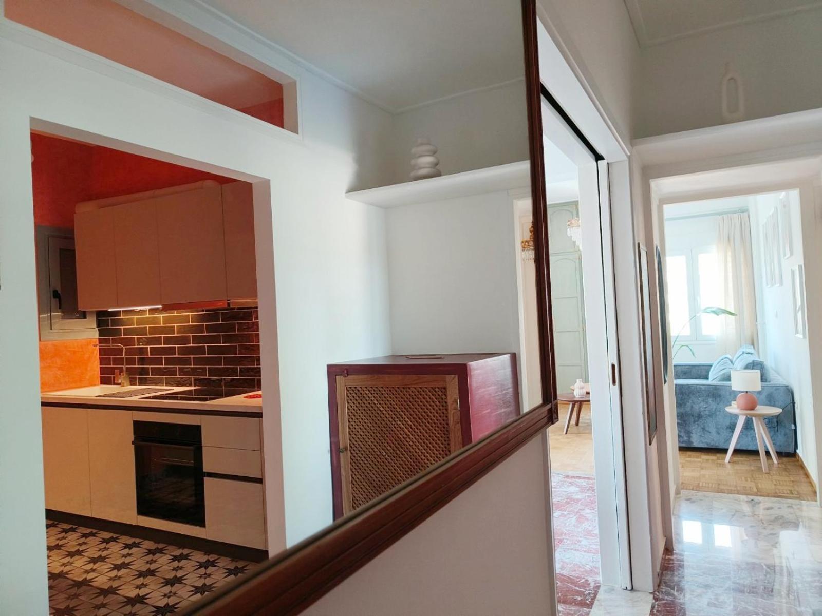 Stylish Artistic Flat With View, Three Min To Metro Lägenhet Aten Exteriör bild
